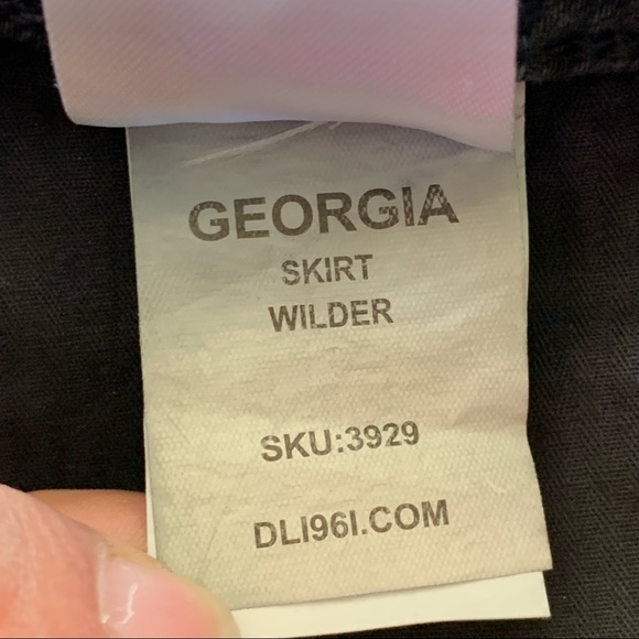 DL1961 Georgia Gray High Rise Wilder Studded Distressed Mini Denim Jean Skirt - Picture 12 of 14